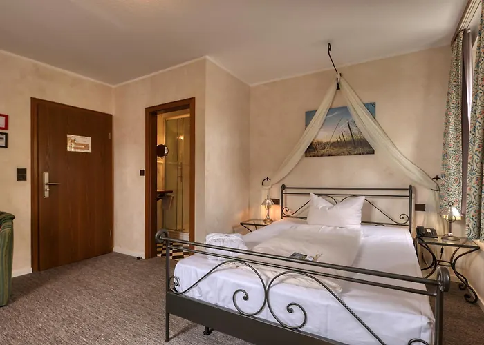 Hotel Akzent Franziskaner 4*