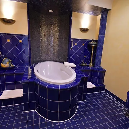 Otel Akzent Franziskaner 4*