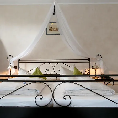 Hotel Akzent Franziskaner 4*