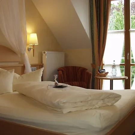 Akzent Franziskaner Hotel 4*